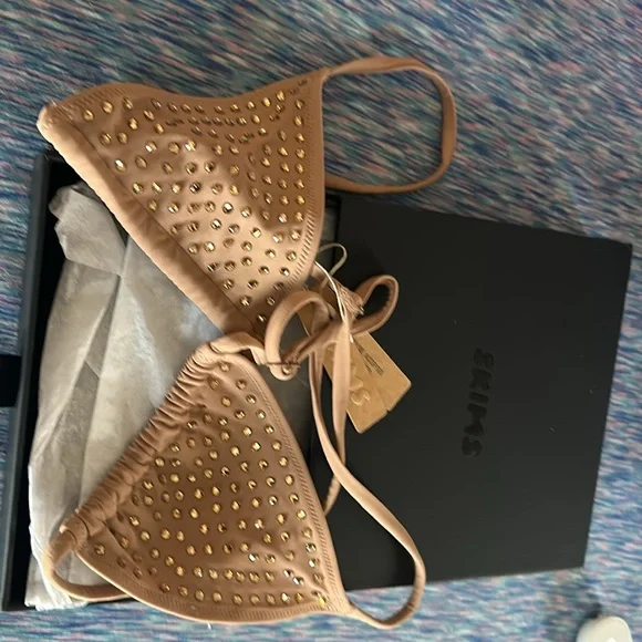 SKIMS Diamond Encrusted Triangle Bralette - Picture 5 of 5